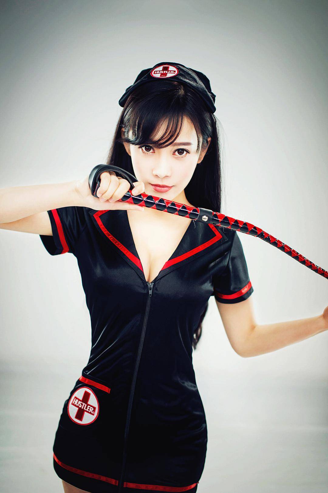 女主角定妆照
