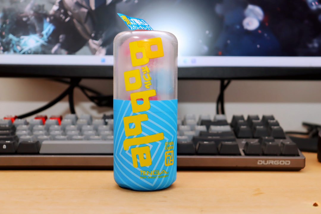 BOBBLE方块柔软的硅胶外壳特写