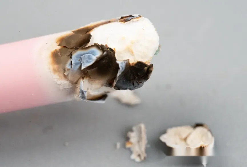 硅胶线材外皮灼烧后的形态