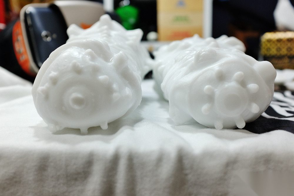 软胶底部通气小孔